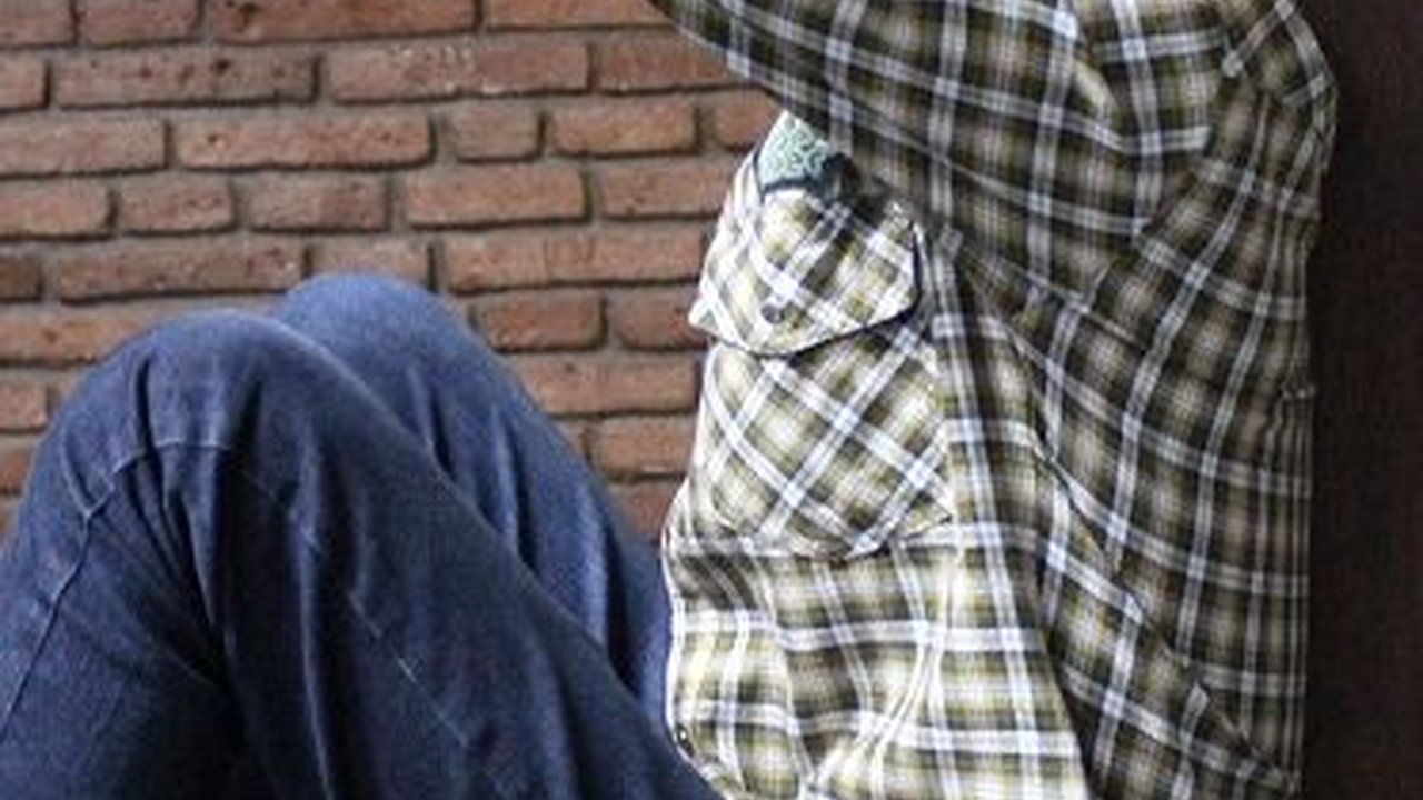 Terlalu Bucin Sampai Serahkan ATM & Gaji Selama 6 Tahun, Pria ini Syok Berat Ditinggal Nikah Sang Pacar