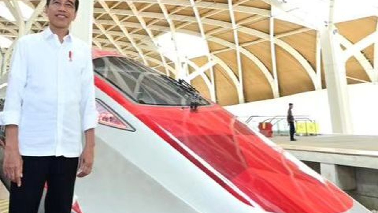 VIDEO: Presiden Jokowi Tegas Soal Tarif Kereta Cepat 