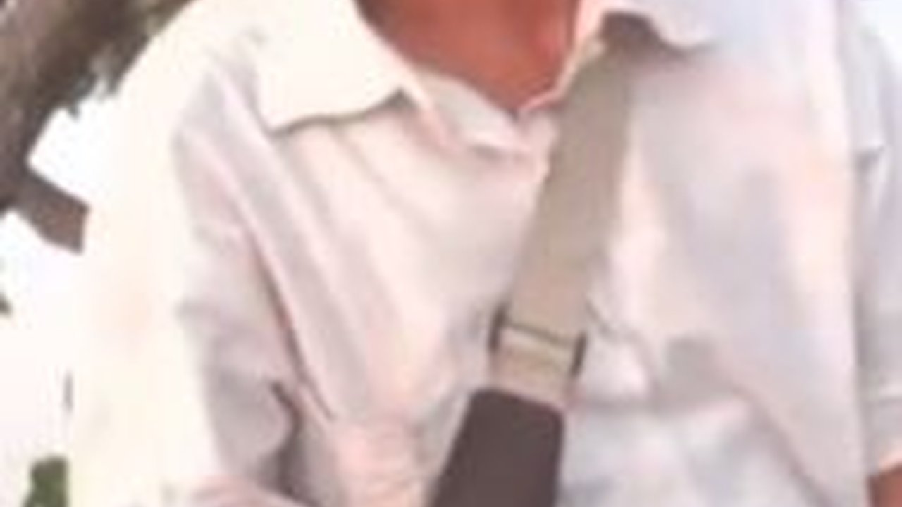 Viral Penjual Cilok 'Lionel Messi', Sosoknya Ramai Disorot: Asli Mirip Banget