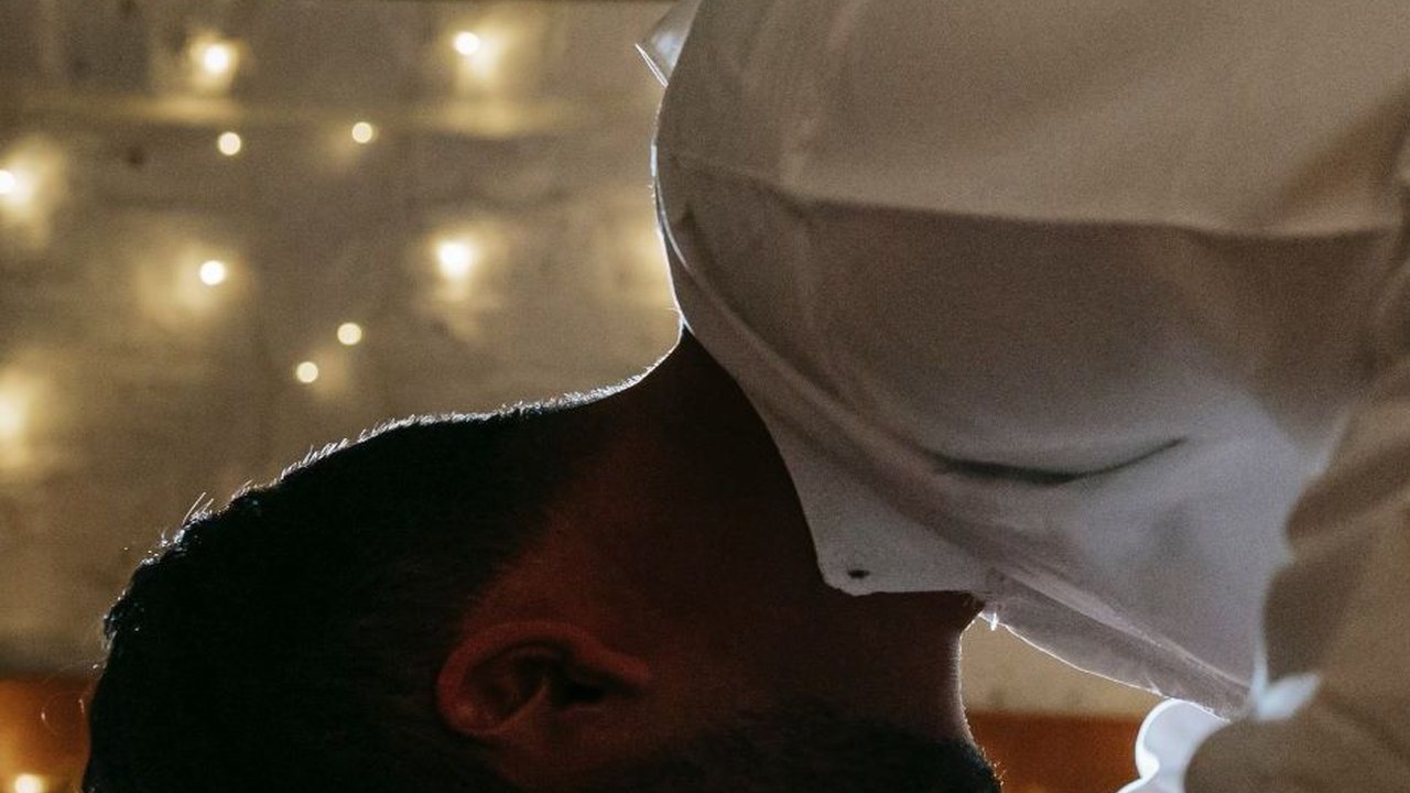 Tata Cara Sholat Subuh Lengkap dengan Bacaan Niat, Doa Qunut & Keutamaannya