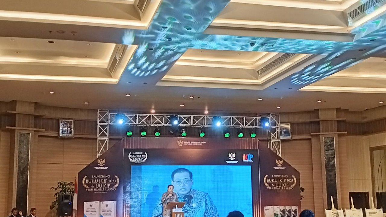 KI Pusat Luncurkan Tiga Buku IKIP dan UU KIP Versi Braile serta Audio