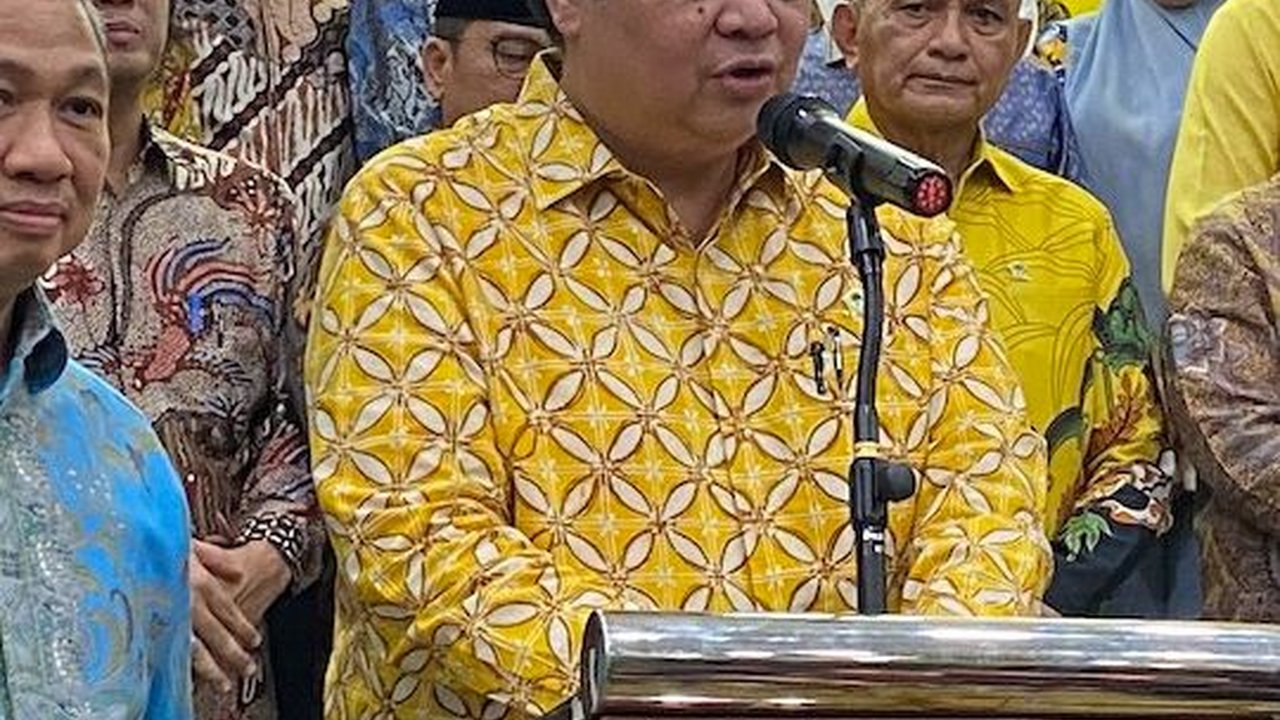 Airlangga Tegaskan Ridwan Kamil Disiapkan Jadi Cagub Jawa Barat