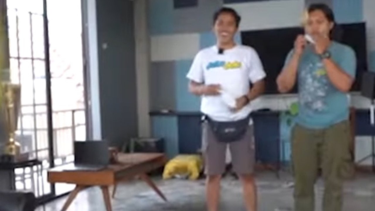 Momen Pertemuan Karyawan Irfan Hakim dengan Kerangka Sapi Wariso dan Golden, Dipenuhi Isak Tangis