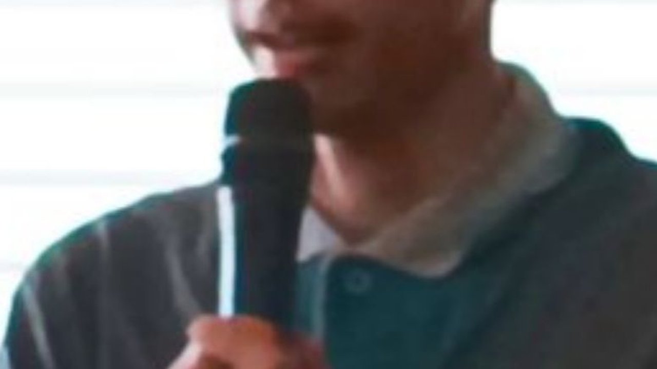 Pasangan Prewedding Bromo Minta Maaf ke Warga dan Jokowi: Kami Sudah Usaha Padamkan Api dengan Botol Air