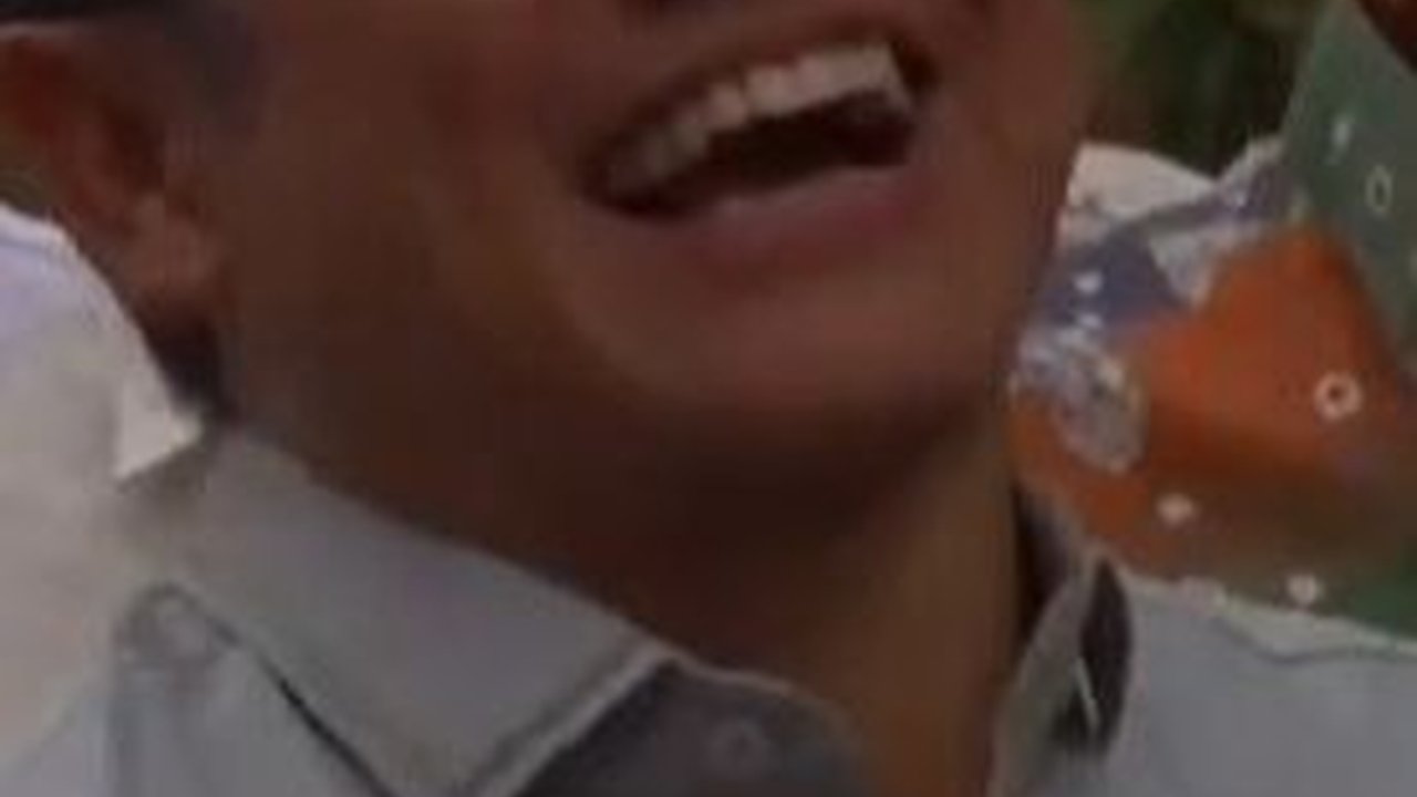 VIDEO: Tawa Lepas Cak Imin Respons Santai Ucapan Menag Yaqut: Banyak Amin di Masjid