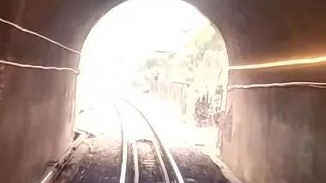 Sejarah Terowongan Mrawan Jember, Salah Satu Terowongan Kereta Api Terpanjang di Indonesia