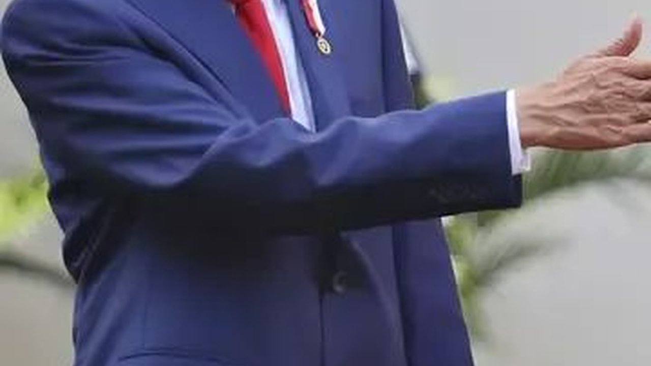 Di Hadapan Relawan, Jokowi: Koalisi Belum Jelas, Jangan Tergesa-Gesa