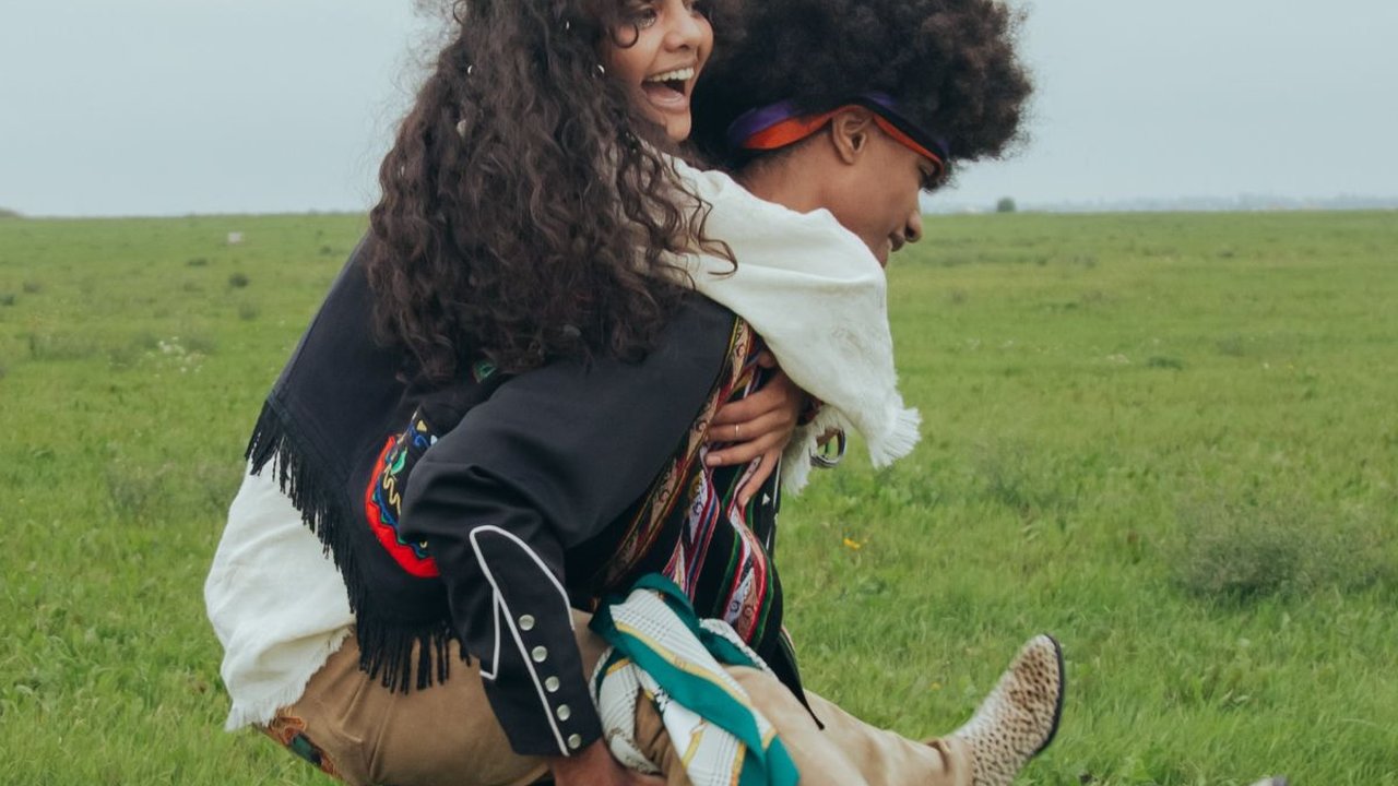 90 Tebak-tebakan Romantis, Lucu dan Bikin Baper