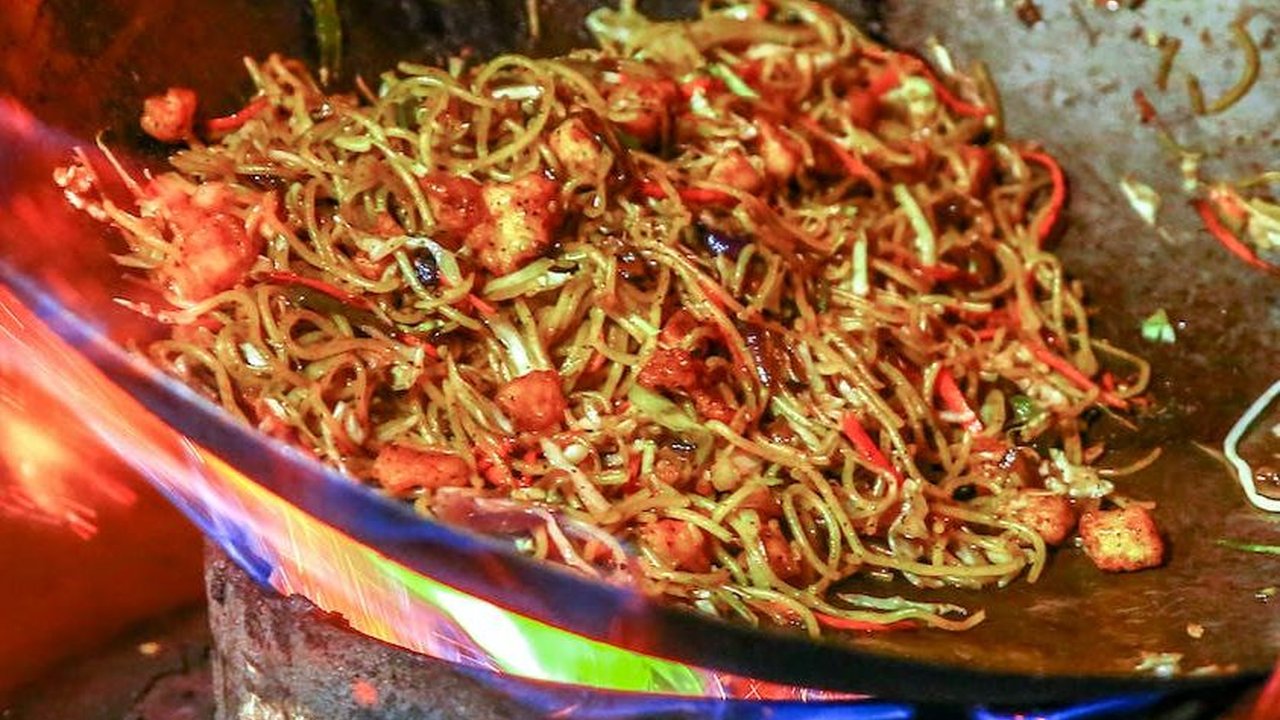 3 Resep Mi Goreng ala 3 Chef Terkenal, Bikinnya Gampang dan Bahannya Murah Banget