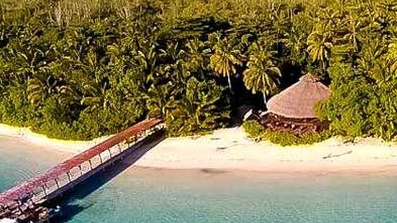 Menilik Keindahan Pulau Siberut, Destinasi Wisata Alam dan Budaya Suku Mentawai