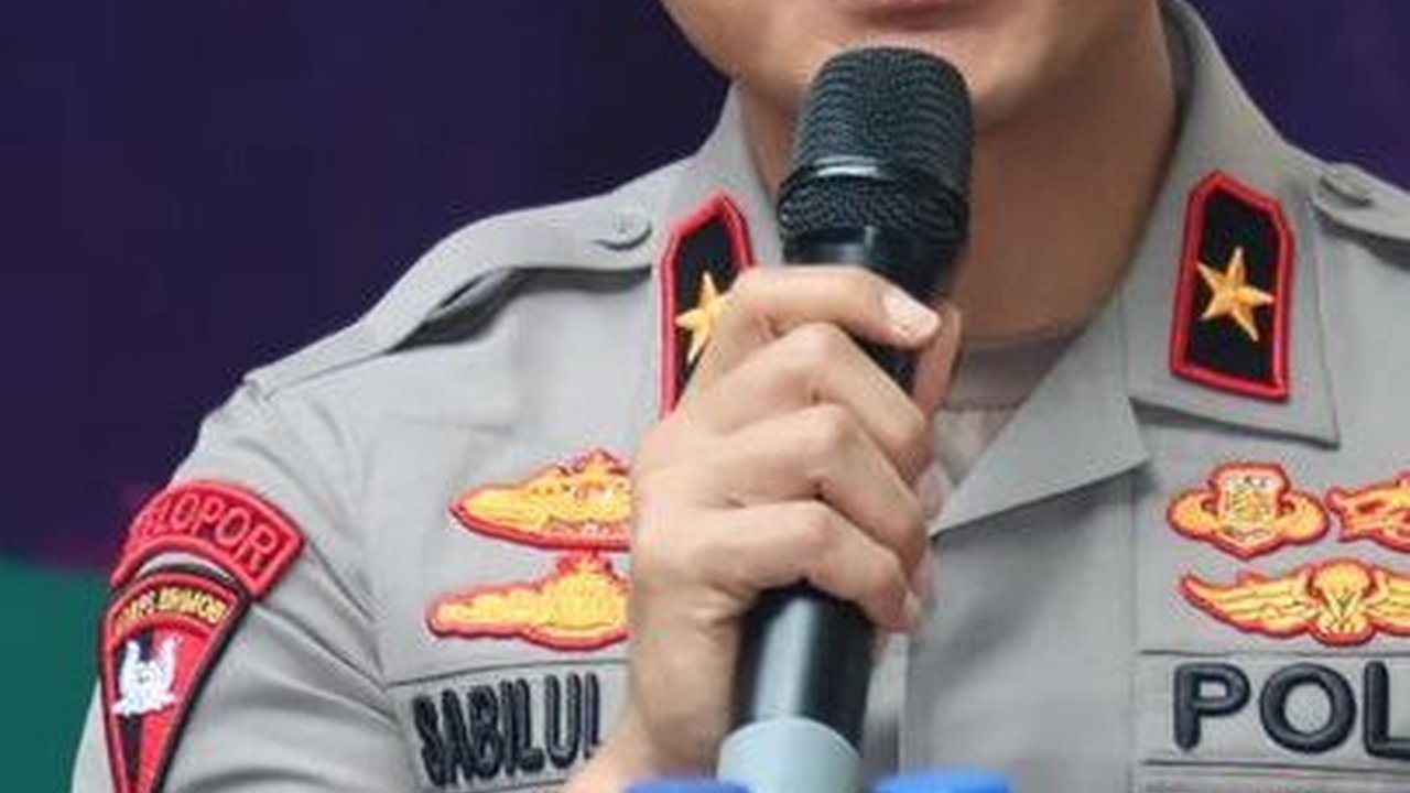 Jenderal Bintang 1 Polri Menangis Berduka, Adik Asuhnya Meninggal Dunia