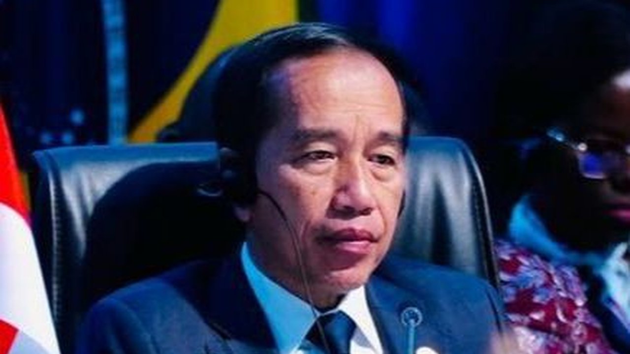Jokowi Soal Kantongi Data Parpol Dari Intelijen: Makanan Sehari-hari Saya