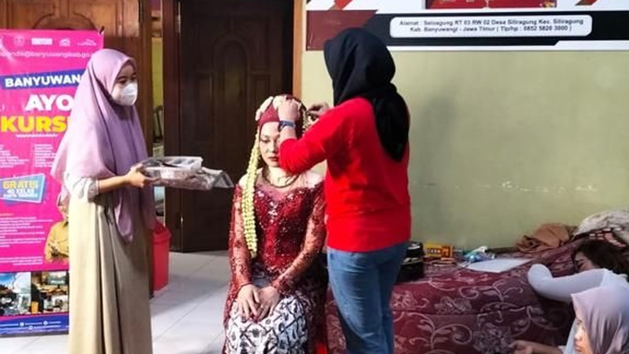 Banyuwangi Buka Puluhan Kursus Gratis, Mulai Desain Grafis Hingga MUA