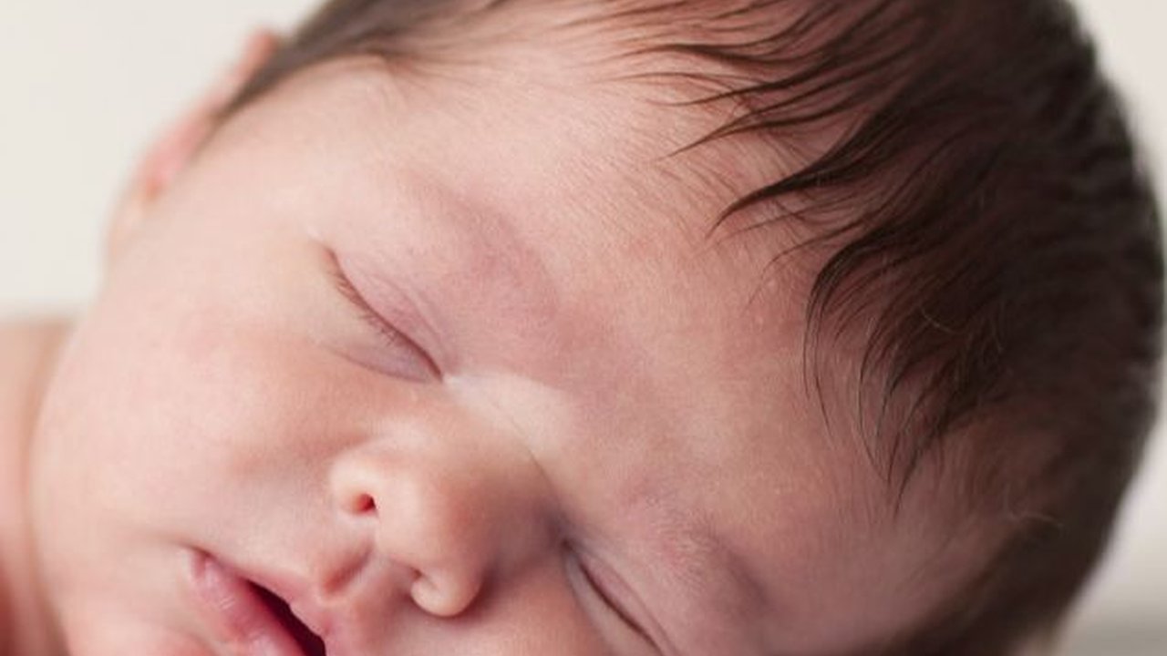 155 Nama Bahasa Inggris A-M untuk Bayi Laki-Laki yang Kekinian & Punya Arti Keren