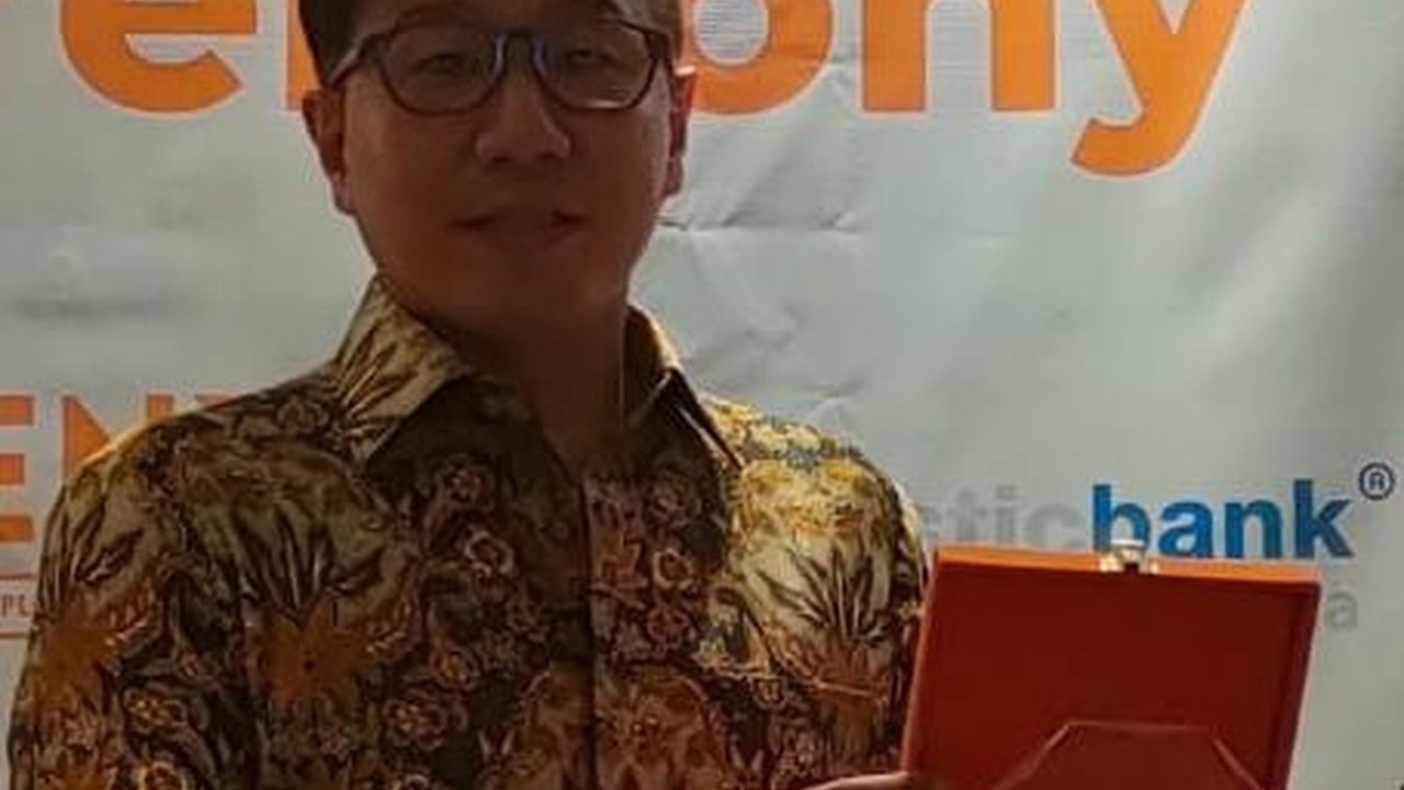 Dukung ESG, Venteny Gandeng PlasticBank Literasi Keuangan Pengumpul Sampah Plastik