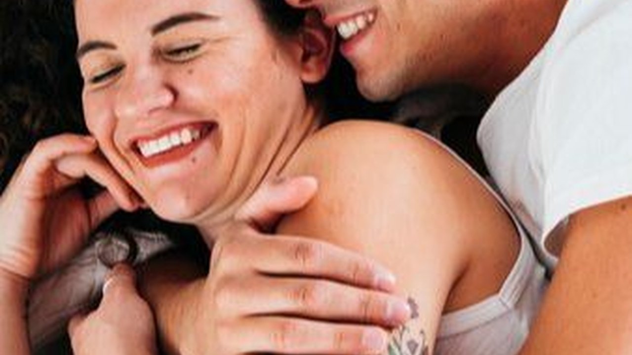 Ssstt! 8 Posisi Ini Bikin Ternyata Bikin Orgasme Bersamaan Lho, Mau Coba?