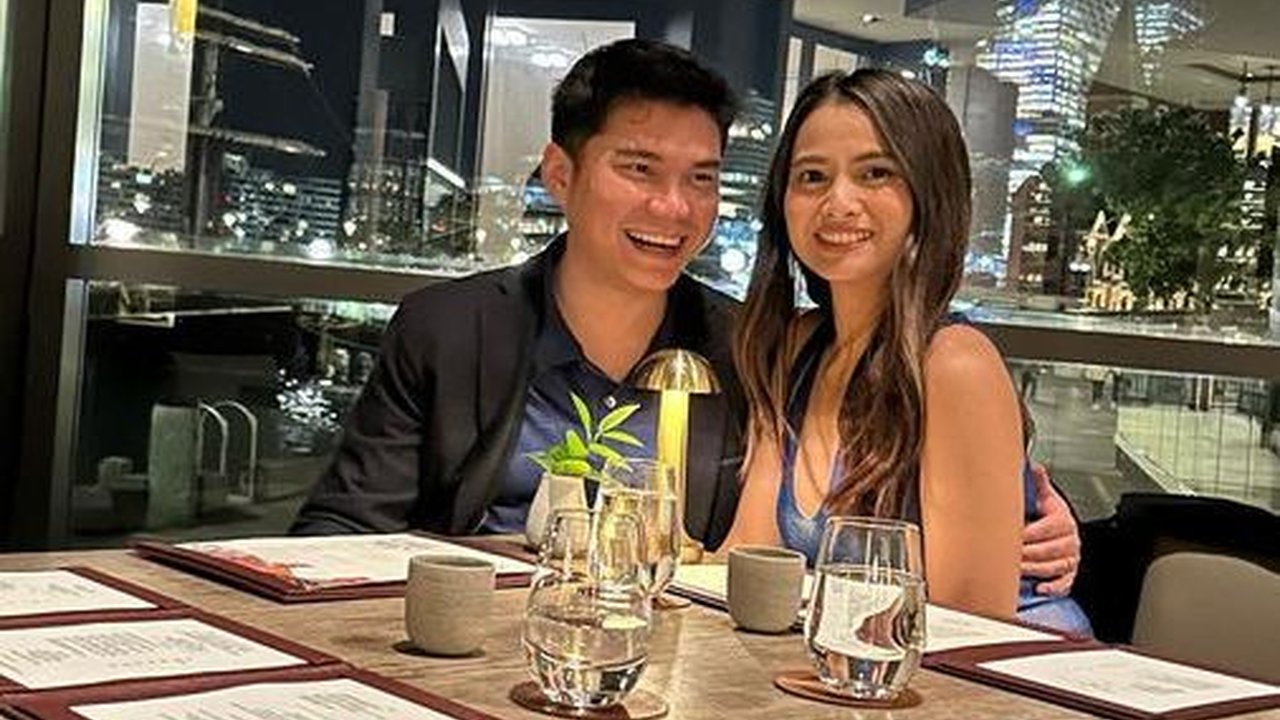 Potret Ultah Acha Septriasa ke-34, Romantis Banget Bareng Suami