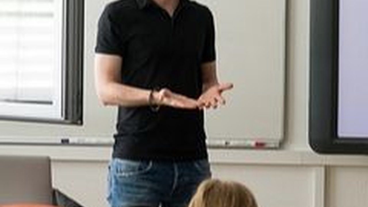 Kartu Ucapan untuk Guru dan Kata-Katanya, Ungkapan Terima Kasih Unik dan Menarik