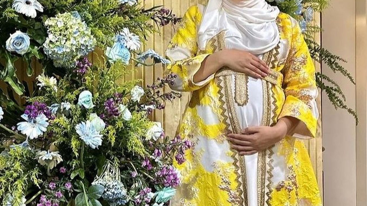 Potret Perayaan Mewah Kehamilan 4 Bulanan Tania Nadira