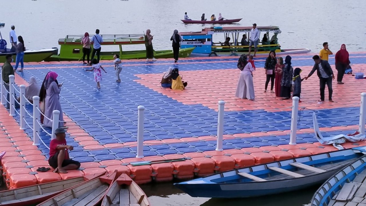Ada Legenda tentang Wanita Cantik, Ini Fakta Menarik Danau Sipin Jambi