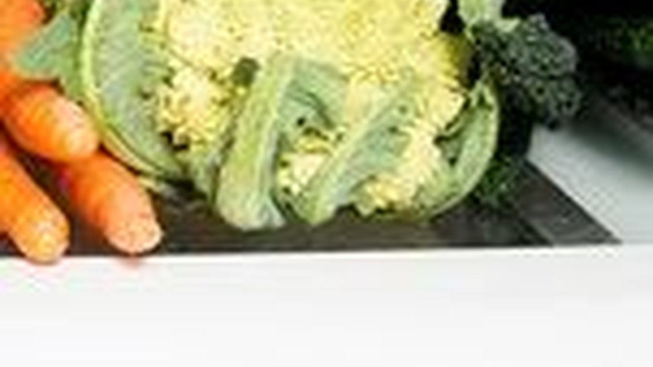 Jangan Sembarangan! Ini Cara Simpan Sayur Agar Tetap Segar di Dalam Kulkas