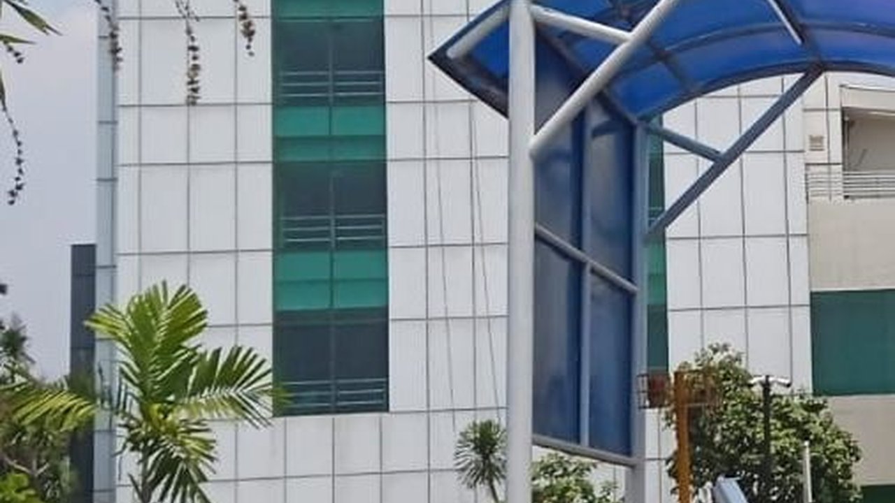 5 Mobil Gegana Tinggalkan Eka Hospital BSD, Layanan Medis Kembali Normal Pascaledakan