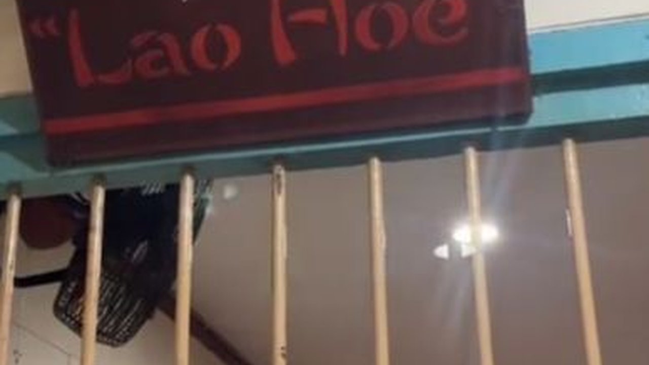 Potret Warung Makan 'Lansia' di Jakarta, Pemilik dan Pelayannya Berusia Lanjut