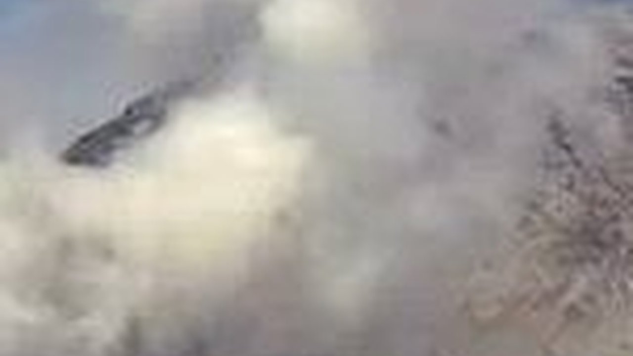 Potret Gunung Semeru Letuskan Kolom Abu Setinggi 700 Meter, Radius Aman 13 km dari Puncak