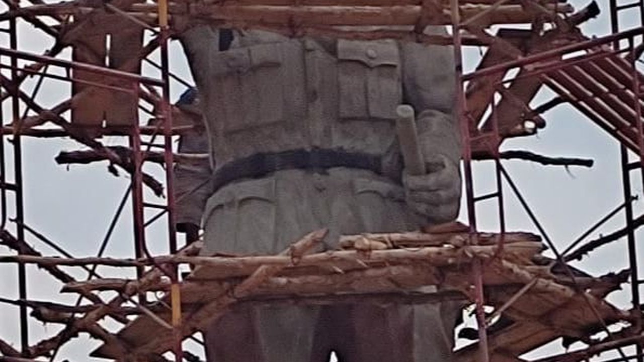 Blak-blakan Eks Bupati Banyuasin soal Patung Bung Karno Tak Mirip: Jangan Dibayar