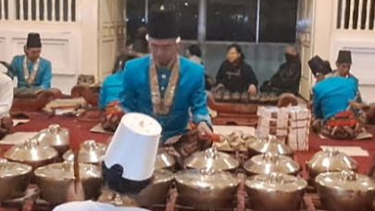 Mengenal Tradisi Miyos Gongso Keraton Yogyakarta, 2 Gamelan Pusaka Keluar dari Ruang Penyimpanan
