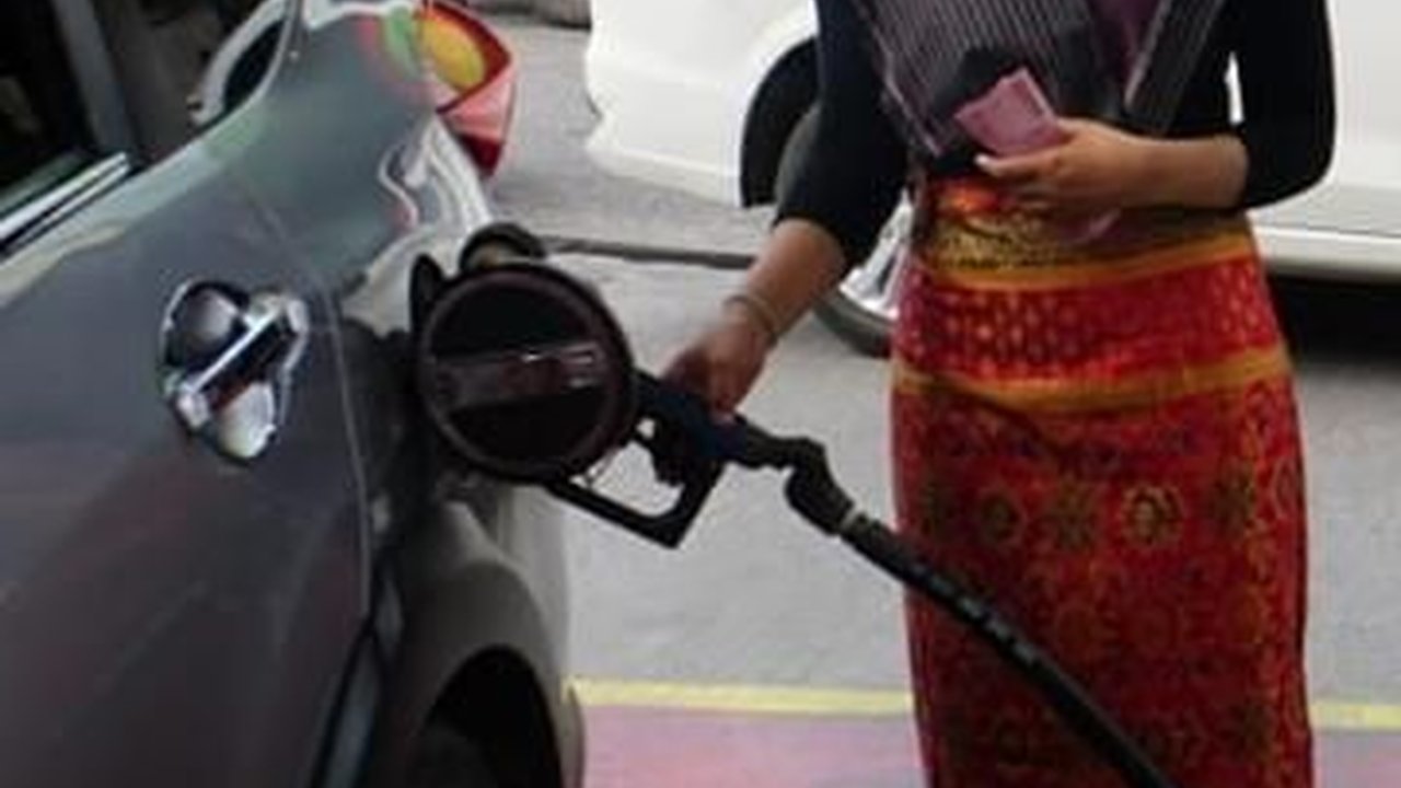 Pemerintah Serius Batasi Penggunaan BBM Pertalite, Tiga Menteri Jokowi Mulai Rapatkan Barisan