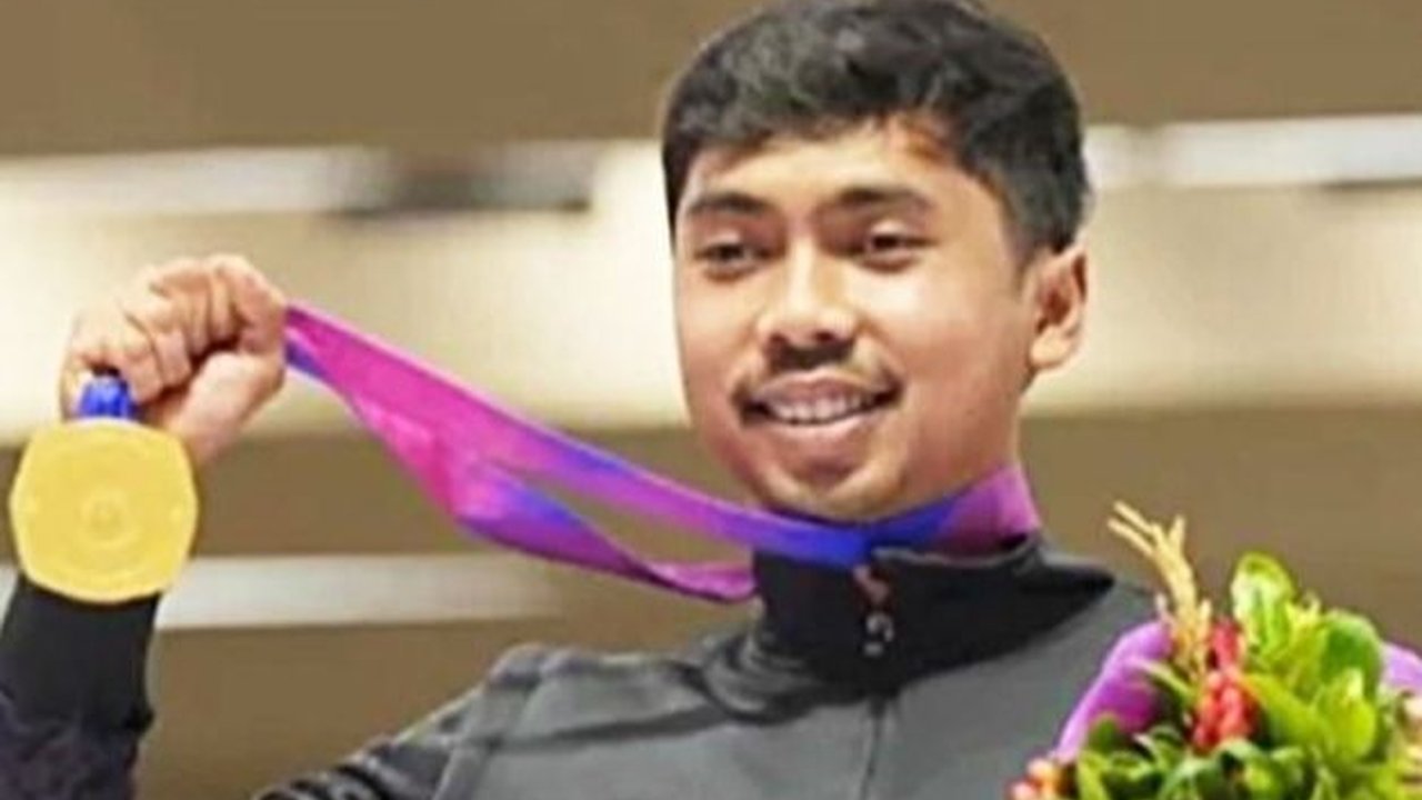 Raih Emas di Asian Games 2023, Intip Profil Atlet Menembak Muhammad Sejahtera Dwi Putra