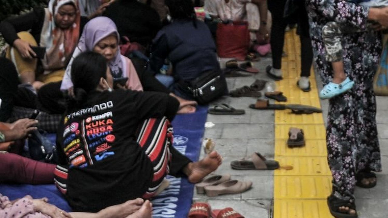Warga Kampung Bayam Minta Direlokasi ke Rusun Tanah Pasir