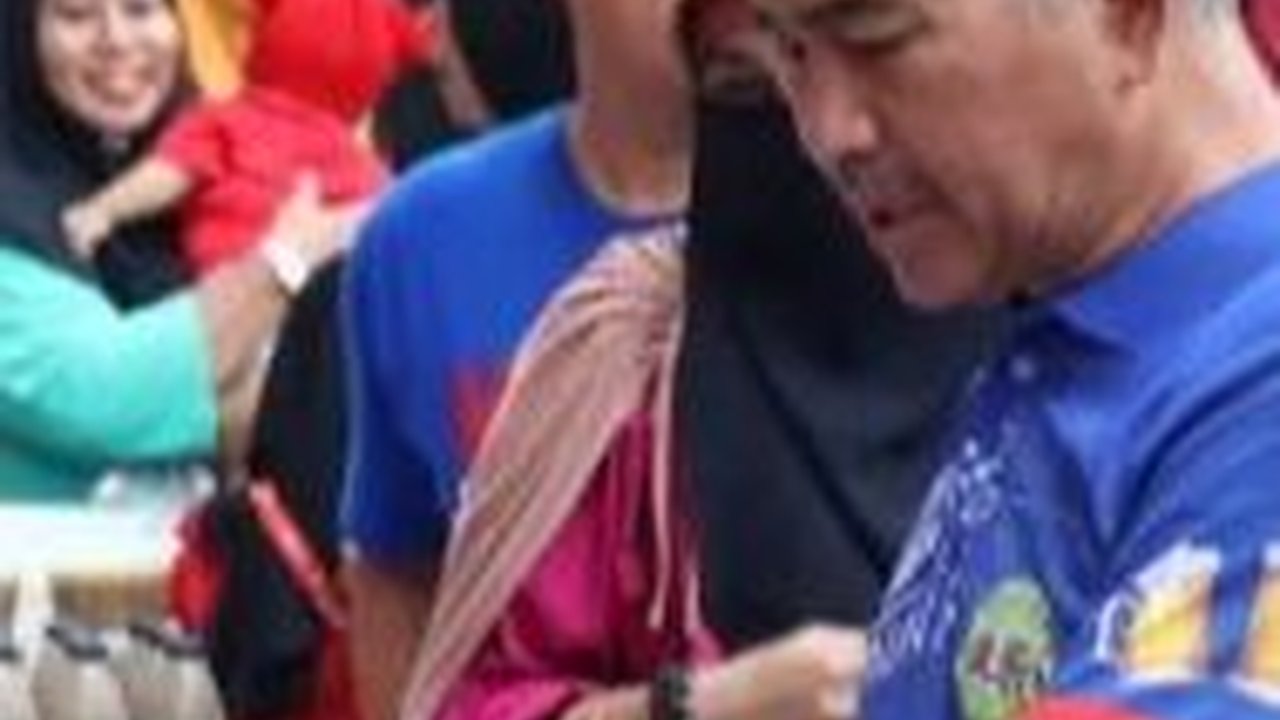 Jajan di CFD, Wali Kota Tarakan Terus Upayakan Ekonomi UMKM