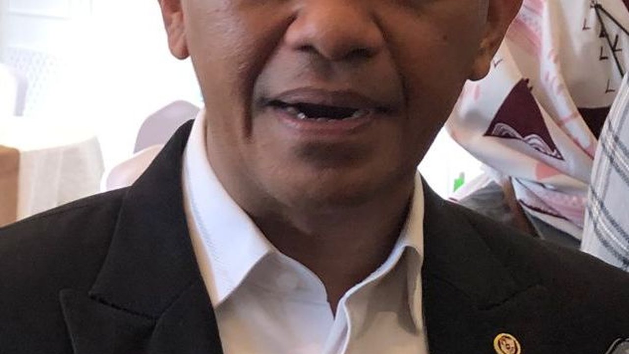 Lima Janji Bahlil ke Warga Rempang, Termasuk Dilibatkan dalam Proyek Investasi