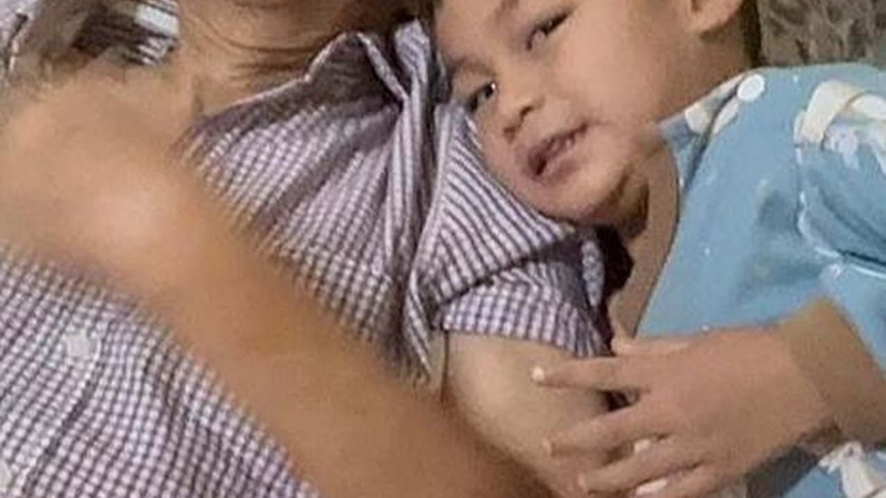 Disebut Jadi Momen Terindah, Ini Potret Penuh Kehangatan Kiano Ajak Baim Wong Jenguk Tetangga yang Sakit