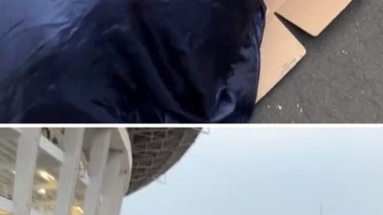 Viral Aksi Wanita Salat di Lapangan Sebelum Nonton Konser, Tuai Perdebatan