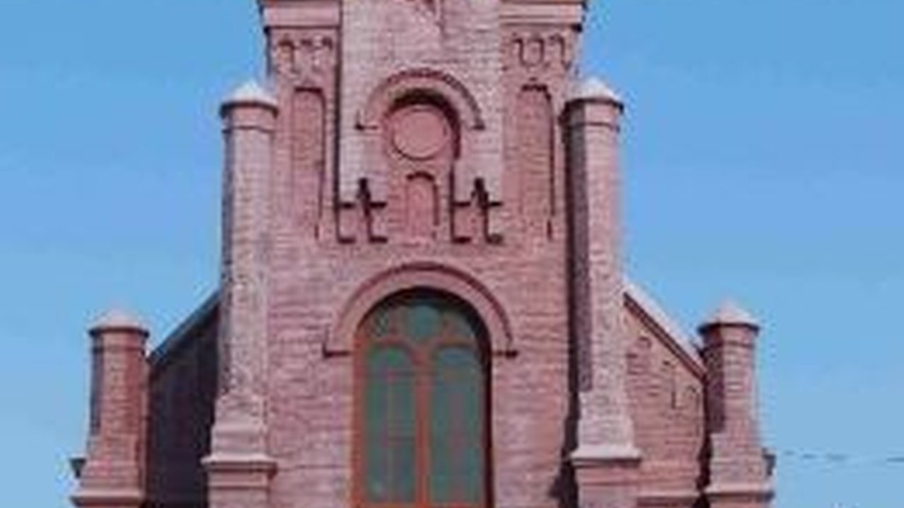 Berusia 119 Tahun, Intip Keistimewaan Gereja Merah Kediri