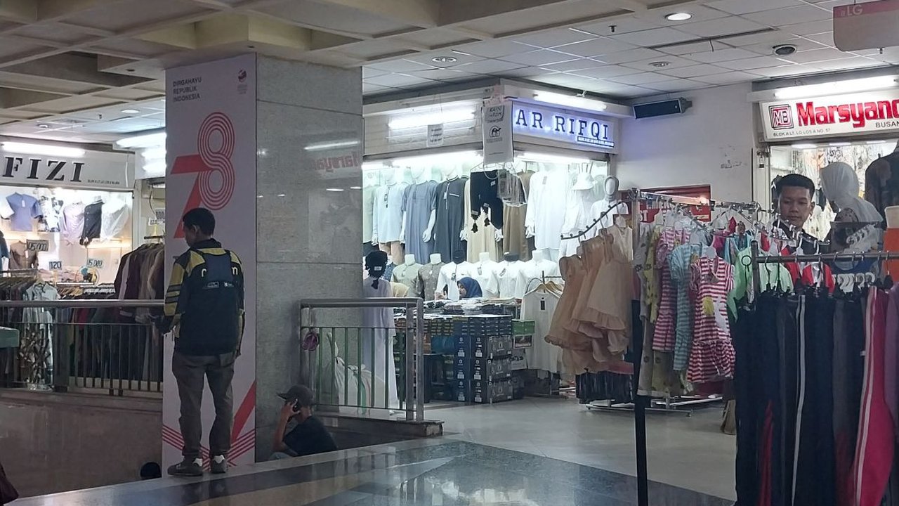 Nasib Pedagang Pasar Tanah Abang: Jualan Seharian Cuma Dapat Rp110.000