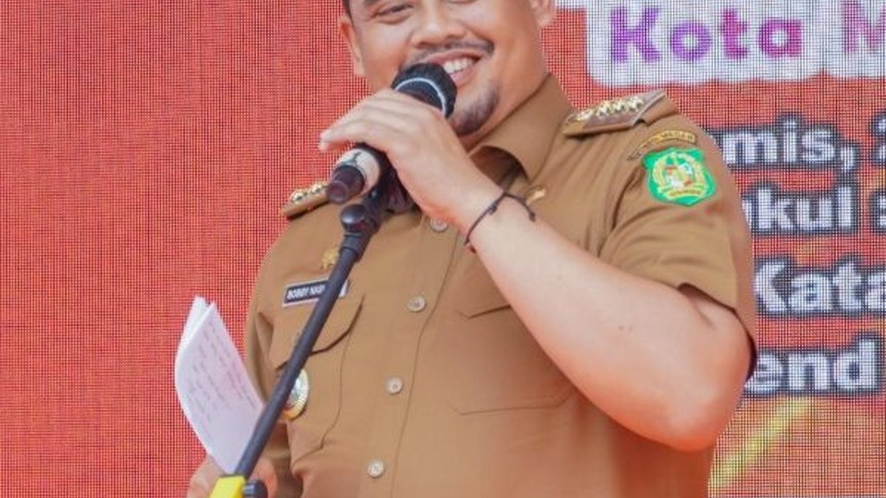 Beri Bantuan Alat Bantu Usaha, Bobby Nasution Inginkan Produksi dan Pendapatan UMKM Meningkat