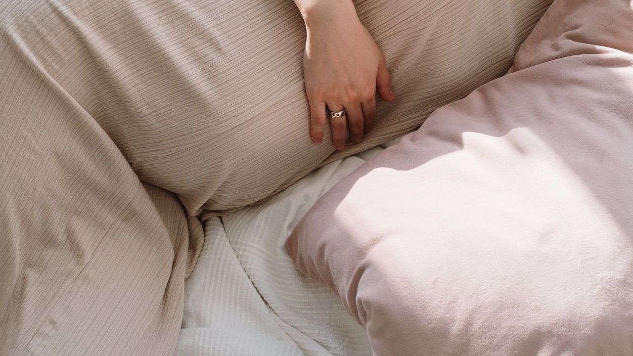 5 Tips Tidur Nyenyak bagi Ibu Hamil di Malam Hari
