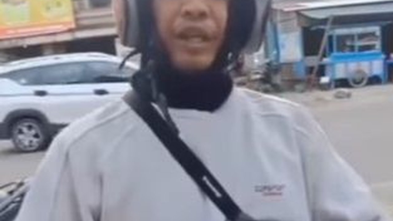 Viral Niat Beli Helm Bekas, Pemuda Ini Justru Temukan Helmnya yang Hilang Dicuri