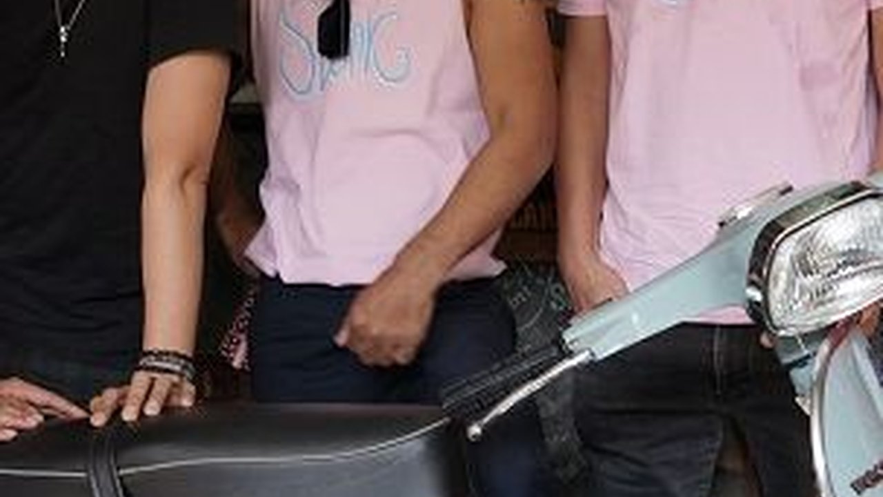 Slank Perkenalkan Skuter Listrik Edisi Terbatas Slank 40ever, Segini Harganya