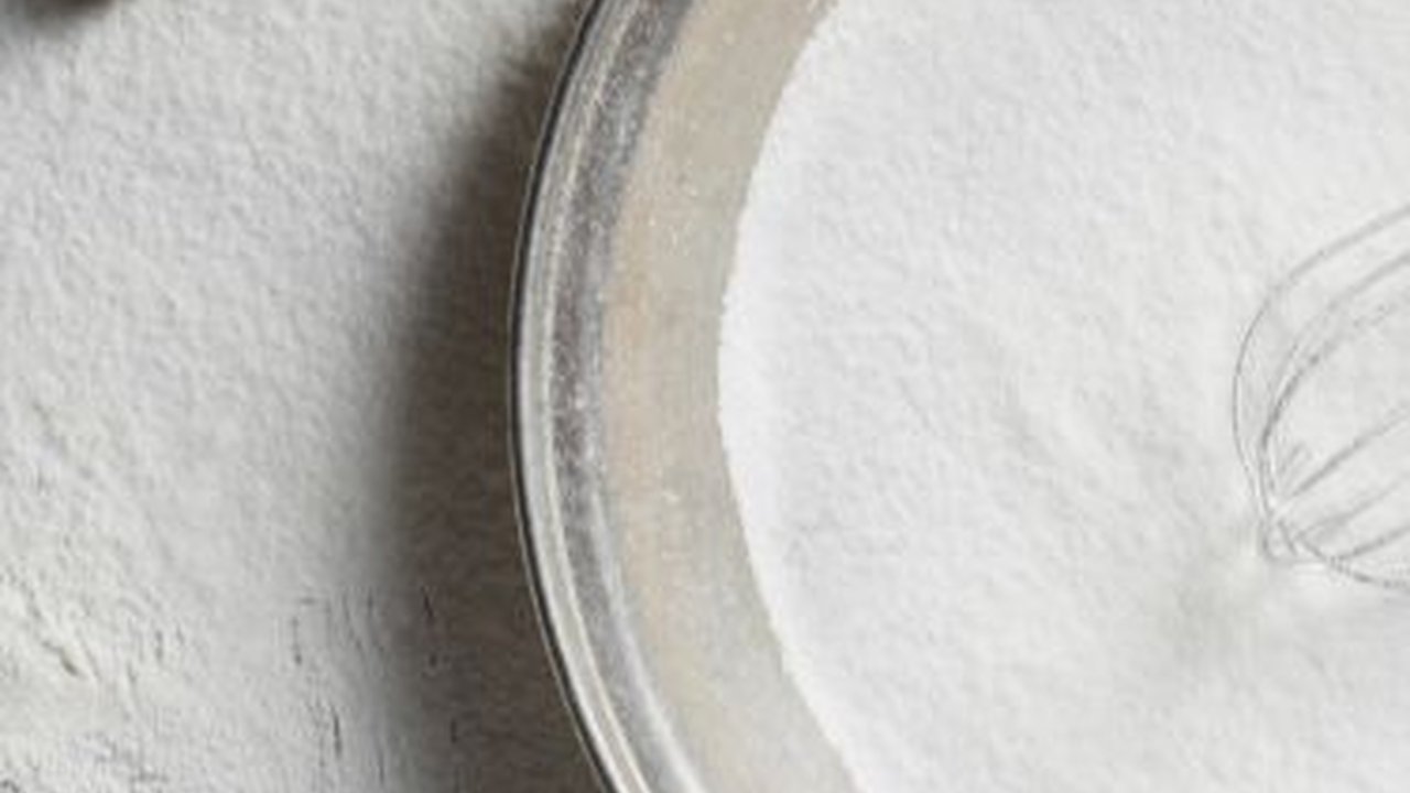 Perbedaan Baking Powder dan Soda Kue, Lengkap dengan Fungsinya