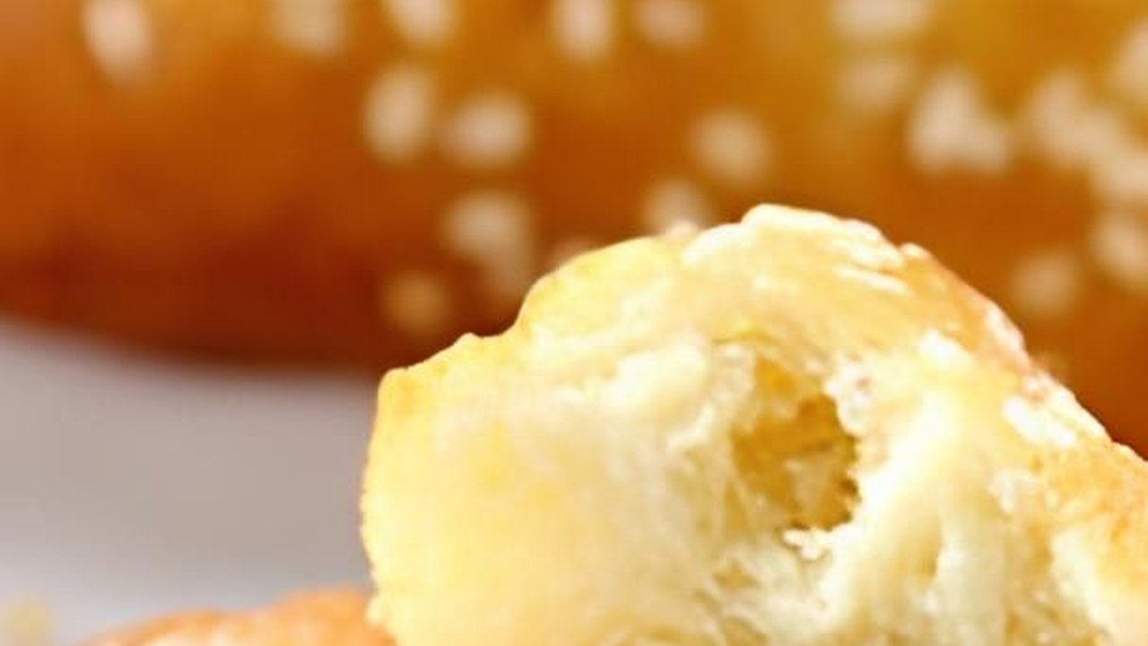 Bisa Produksi sampai 7.000 Biji, Intip Proses Pembuatan Odading di Desa Cibolang Kaler Sukabumi