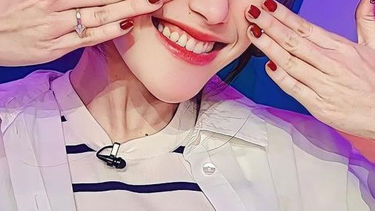 Gaya Ayu Ting Ting Liburan di Korea Selatan, Potret Cantiknya Bikin Salfok