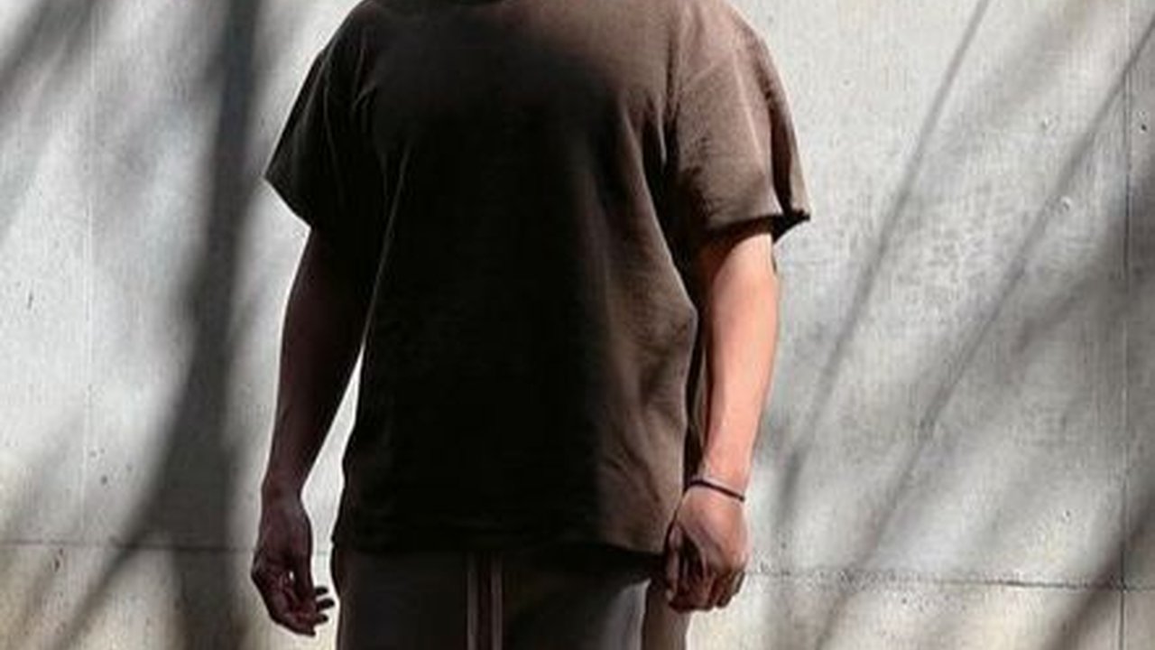 8 Foto Tampan Feisal Hamka, Salah Satu Pewaris Bisnis!