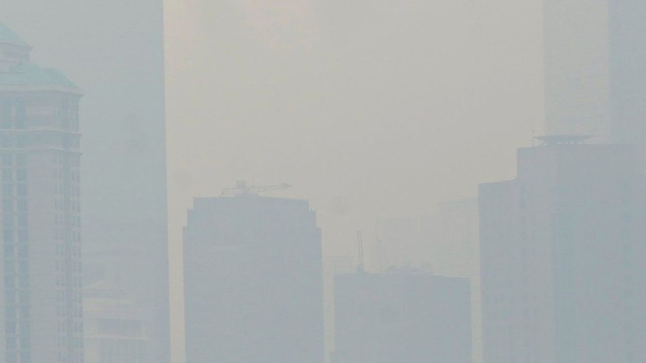 Penyumbang Polusi, Ini Bahaya Asap Bakar Sampah Bagi Kehidupan Manusia