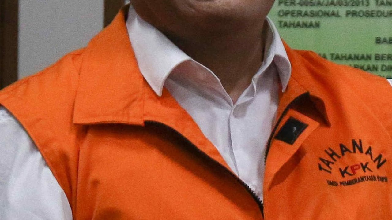 FOTO: Kasus Suap dan Pemalsuan Surat, Terdakwa AKBP Bambang Kayun Divonis 6 Tahun Bui