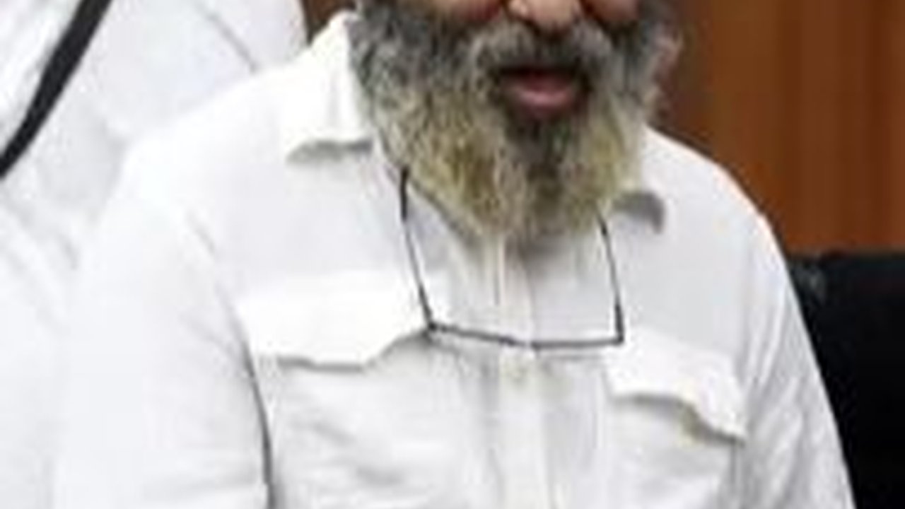 Lukas Enembe Diduga Sewa Jet Pribadi Pakai Anggaran Pemprov Papua